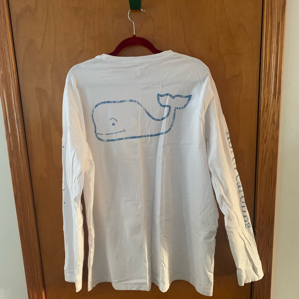 🎉HP🎉 XL Vineyard Vines UNC White Long Sleeve Shirt